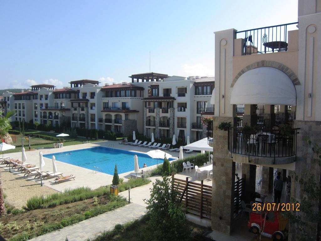 Nedev'S Apartments In Kavatsi Area Sozopol Quarto foto